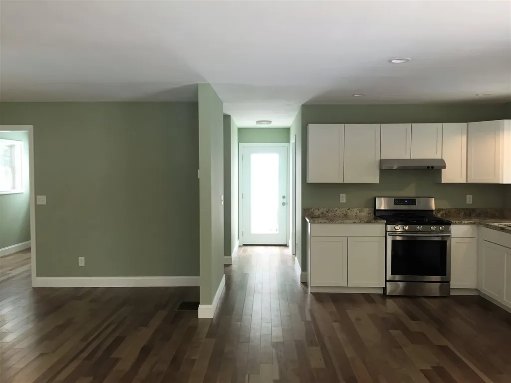 11 New London Drive Webster NH 03303