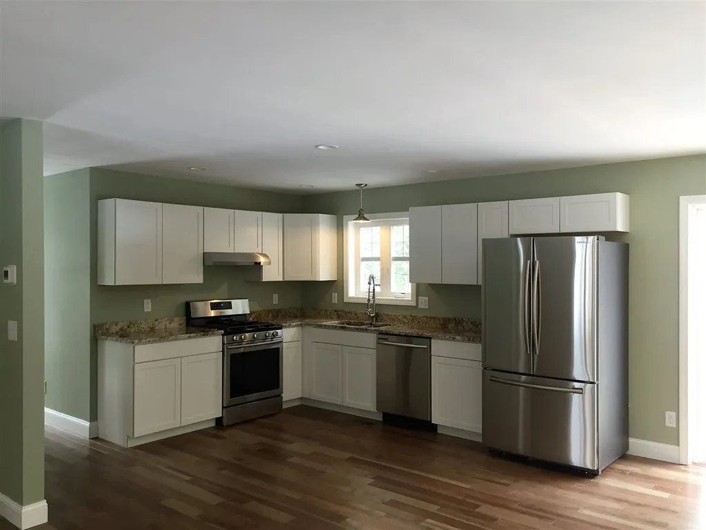 11 New London Drive Webster NH 03303