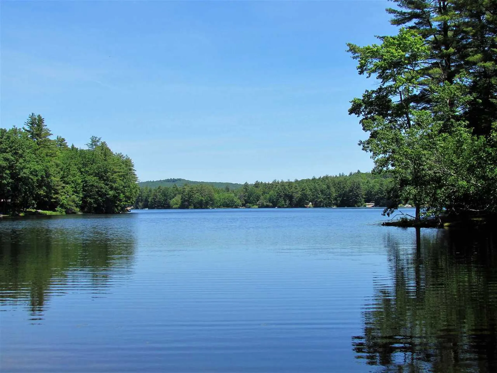 11 New London Drive Webster NH 03303