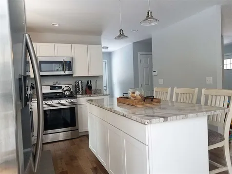 11 New London Drive Webster NH 03303