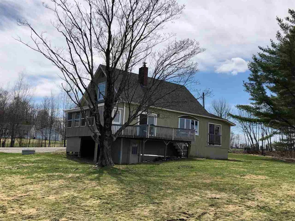126 Grimes Road Hyde Park VT 05655