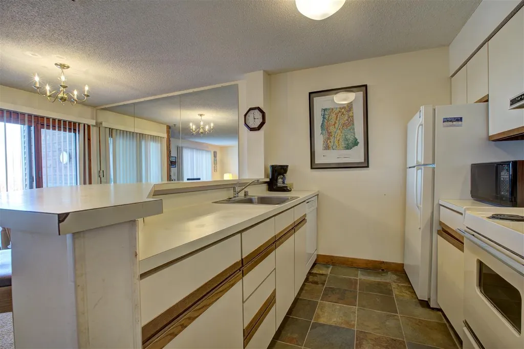 12 Obertal Drive Stratton VT 05155