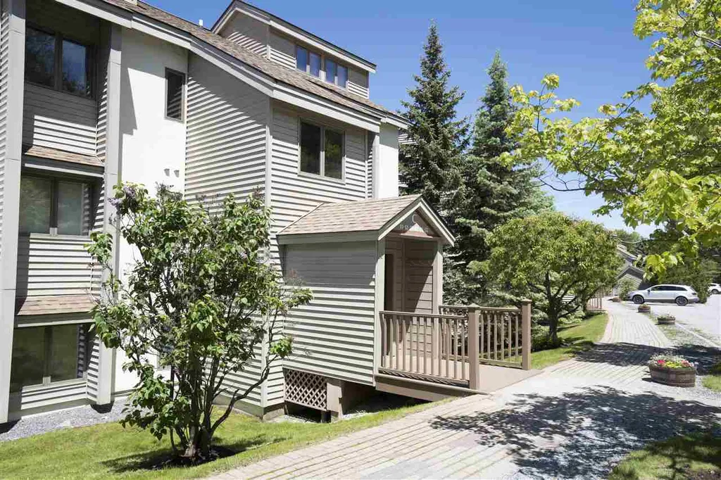 12 Obertal Drive Stratton VT 05155