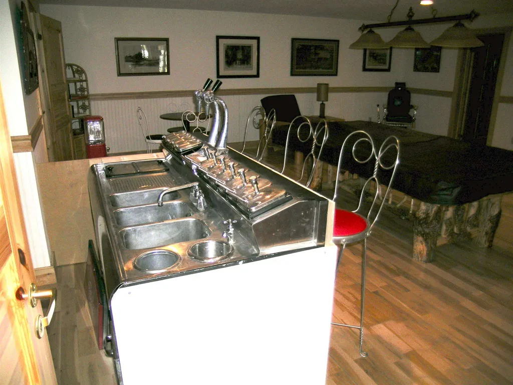 19 Sawyer Point Road Tuftonboro NH 03816