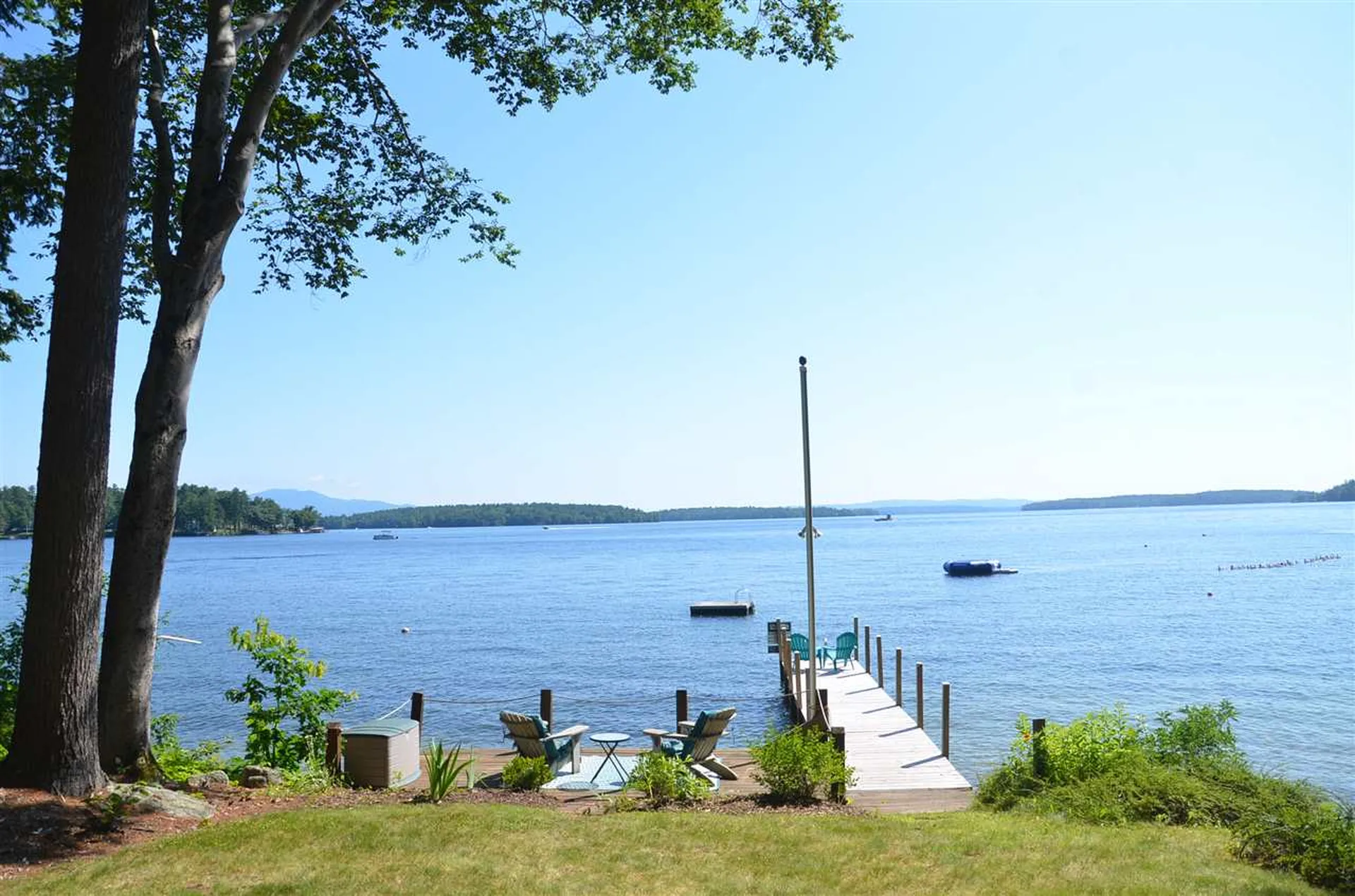 193 Dockham Shore Road Gilford NH 03249