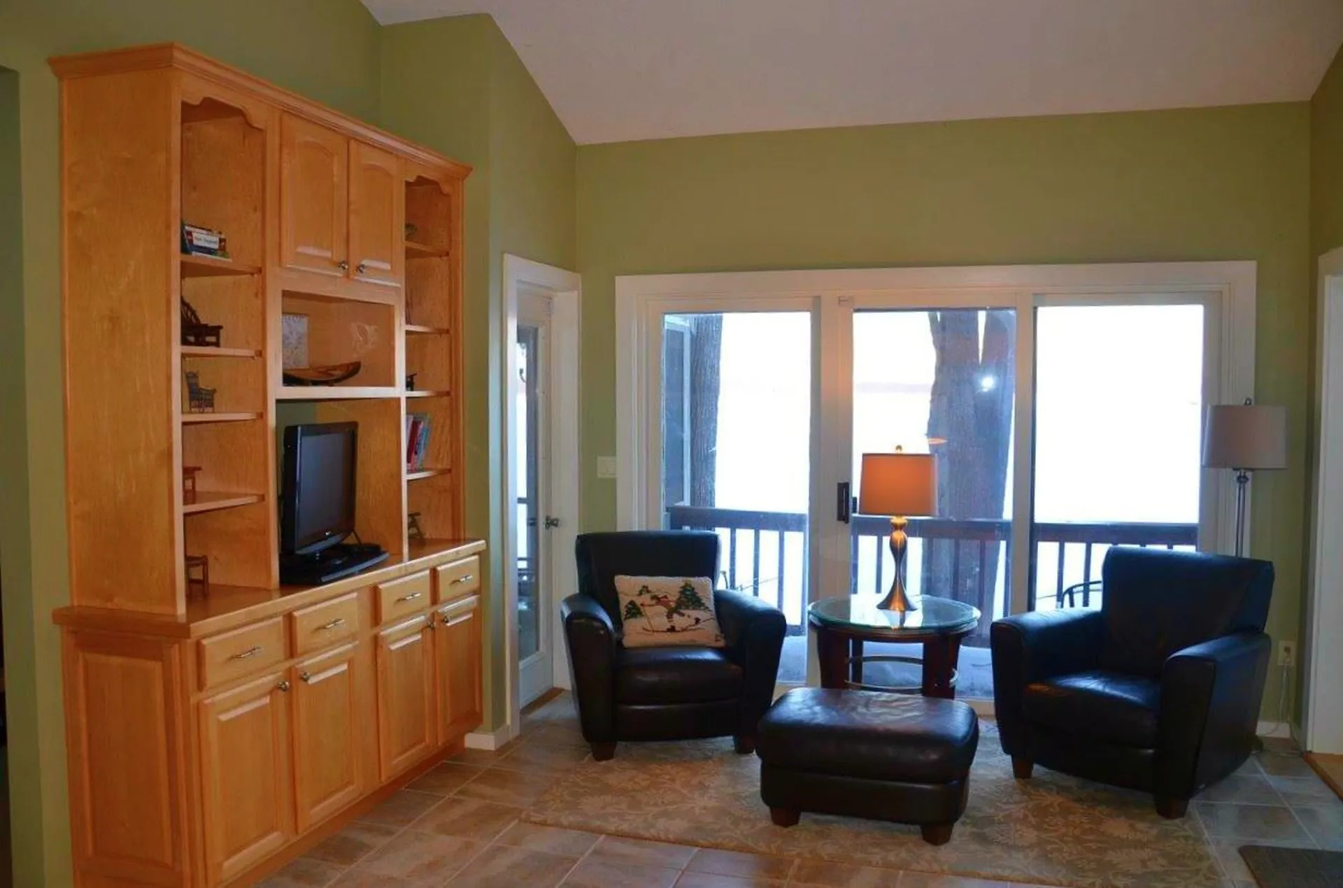 193 Dockham Shore Road Gilford NH 03249
