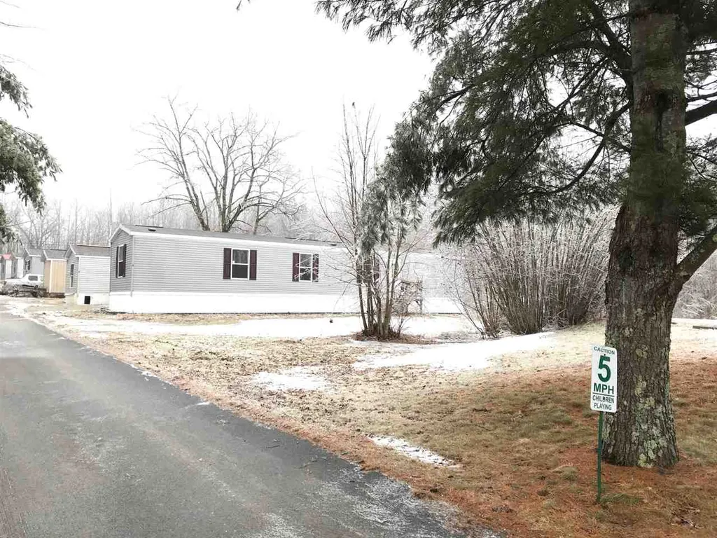 4 Thompson Drive Northwood NH 03261