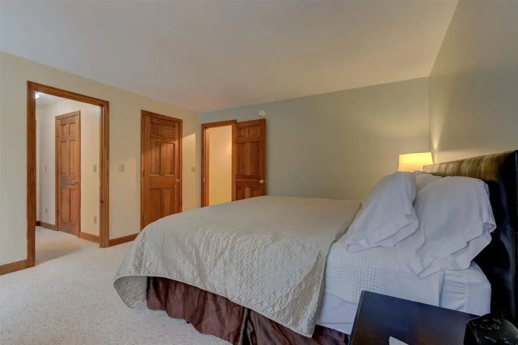146 Durham Point Road Durham NH 03824