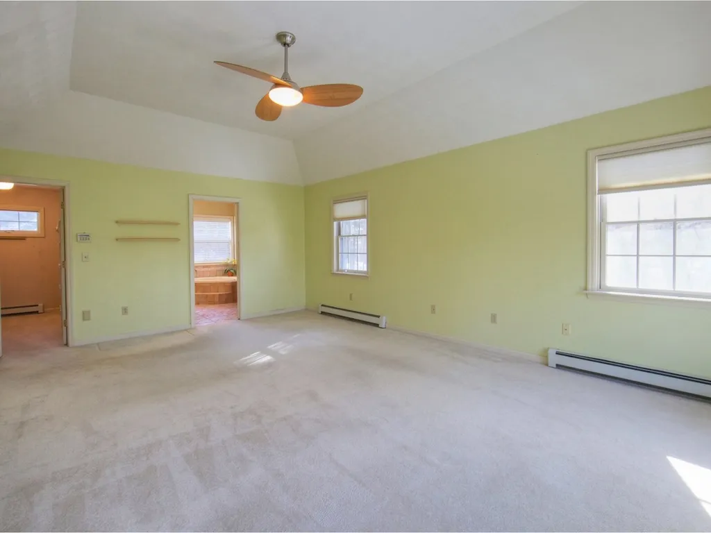 16 Spinnaker Lane Shelburne VT 05482