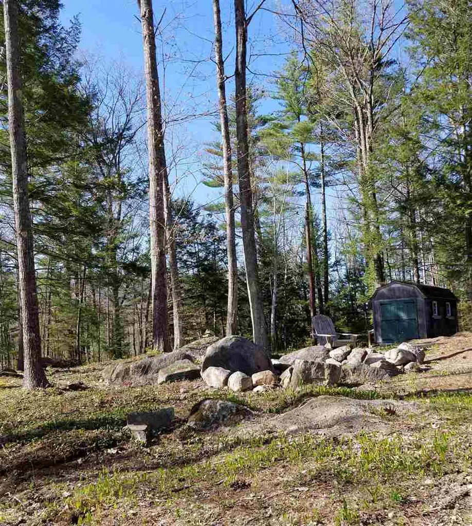 52 North Mayhew Turnpike Hebron NH 03241