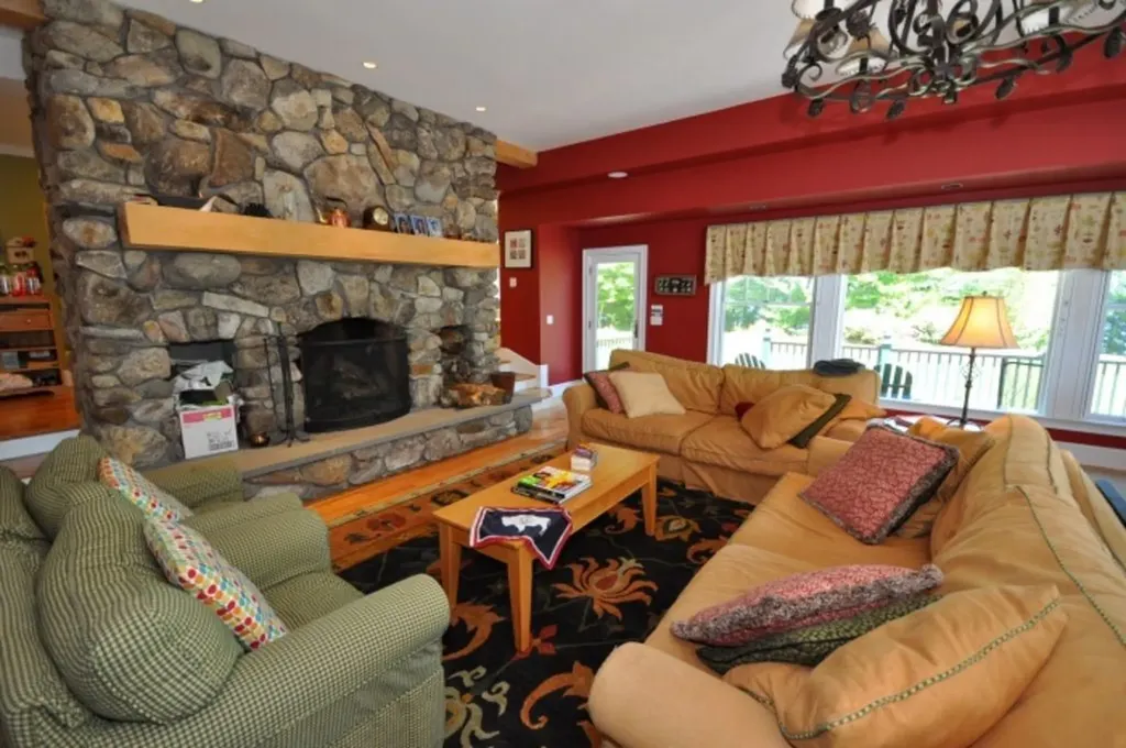 118 Woodlands Road Alton NH 03810