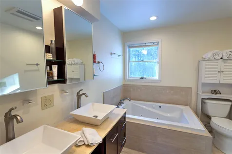 668 Hanover Center Road Hanover NH 03755