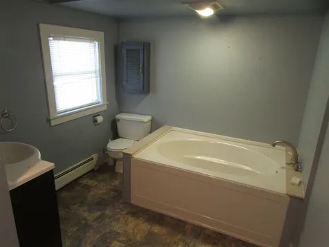 806 Main Street Albany VT 05820