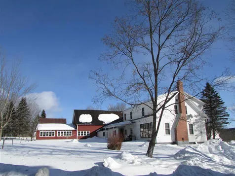 806 Main Street Albany VT 05820