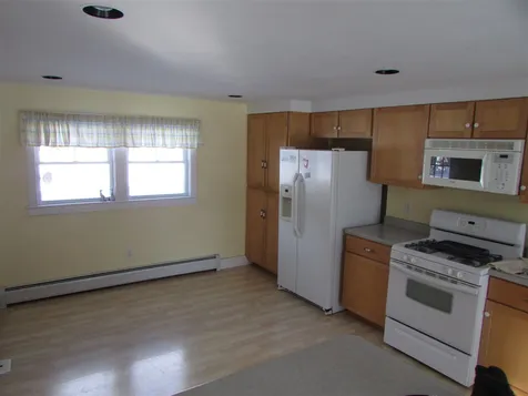 806 Main Street Albany VT 05820