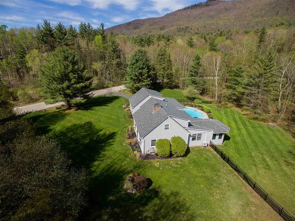 42 Mendon View Drive Mendon VT 05701