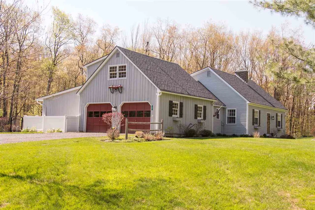 42 Mendon View Drive Mendon VT 05701