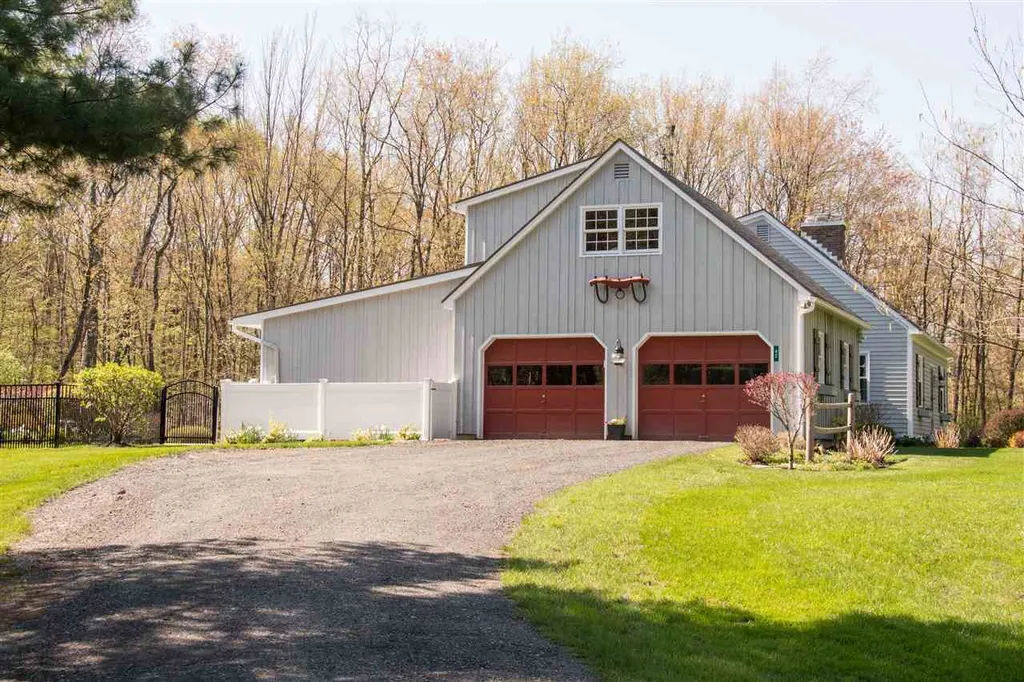 42 Mendon View Drive Mendon VT 05701