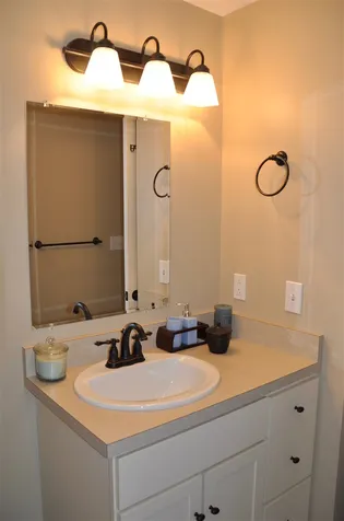 122 South Ridge Drive Middlebury VT 05753