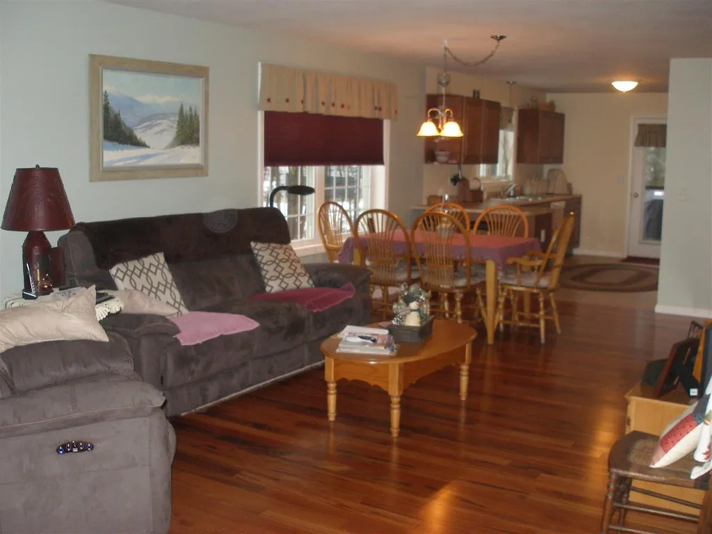 10 Rangeway Drive Rochester NH 03868