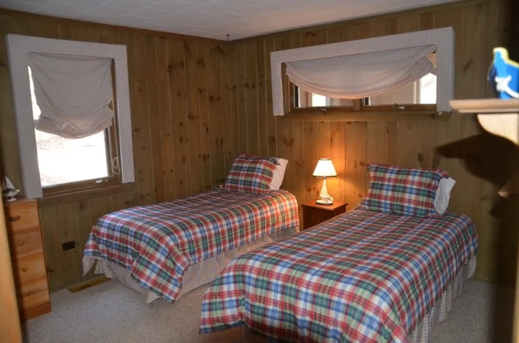 107 Springfield Point Road Wolfeboro NH 03894