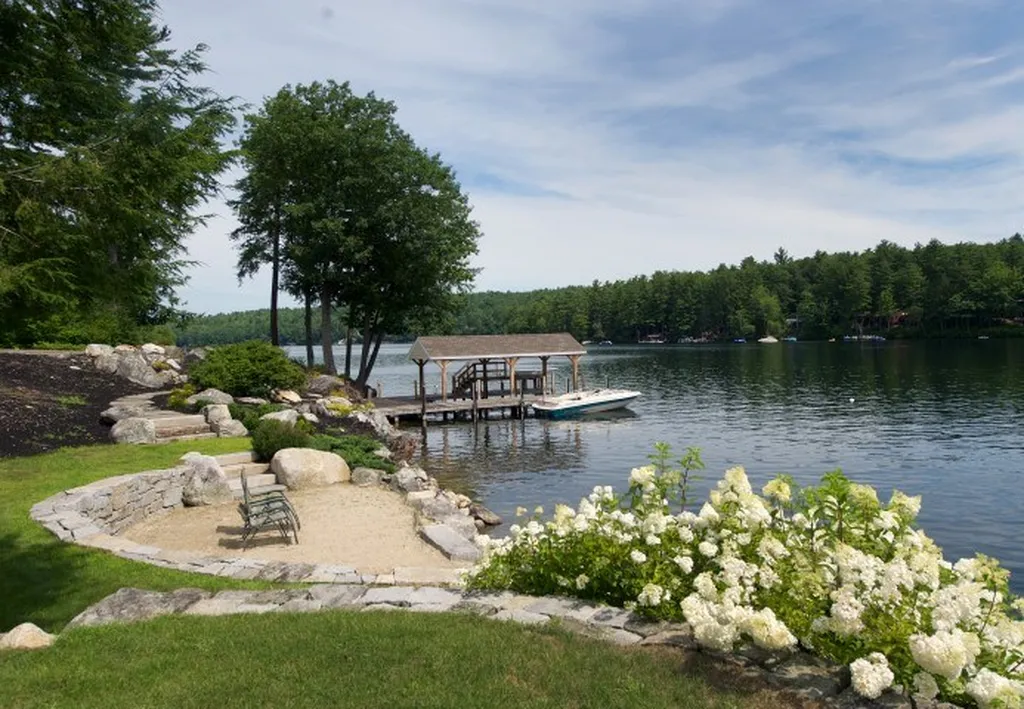 107 Springfield Point Road Wolfeboro NH 03894
