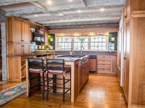 305 Old Farm Lane Warren VT 05674