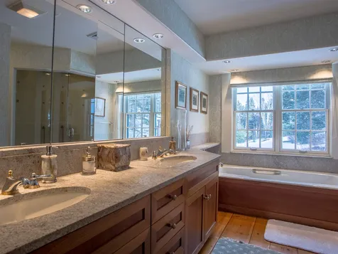 305 Old Farm Lane Warren VT 05674
