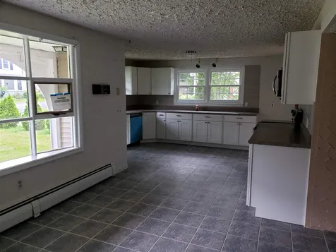91 Merrimac Street Laconia NH 03246