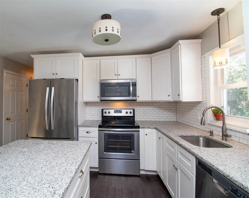10 Contentment Road Sanbornton NH 03269