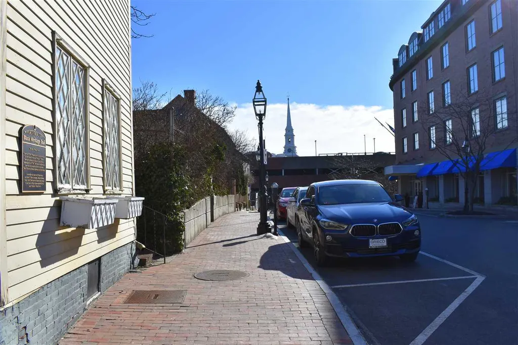 93 High Street Portsmouth NH 03801