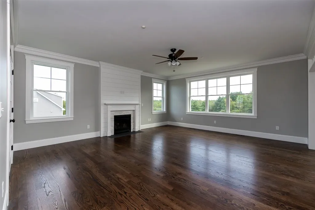 12 Whittaker Drive Stratham NH 03885