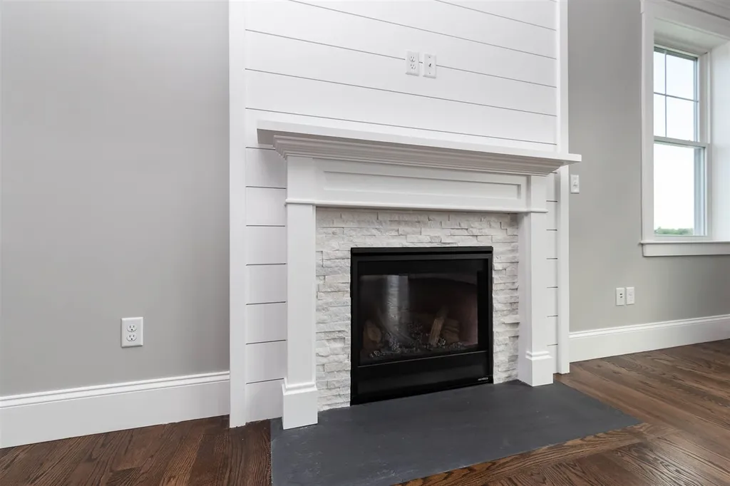 12 Whittaker Drive Stratham NH 03885