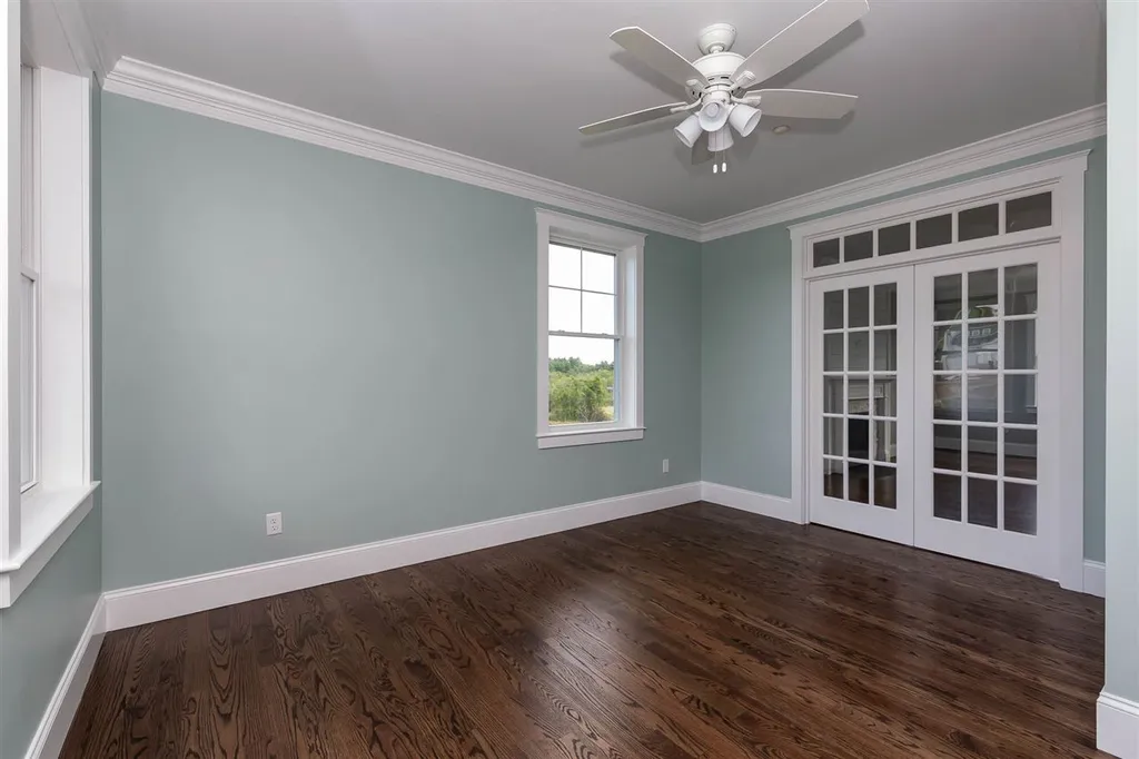 12 Whittaker Drive Stratham NH 03885