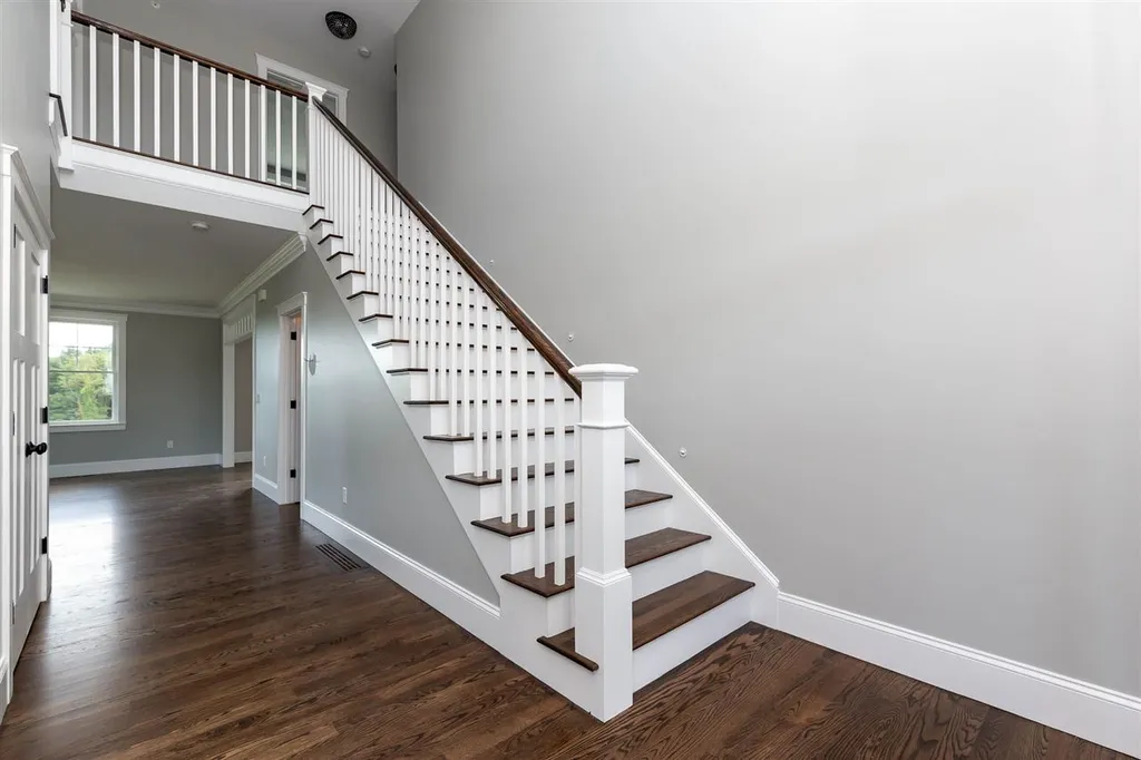 12 Whittaker Drive Stratham NH 03885