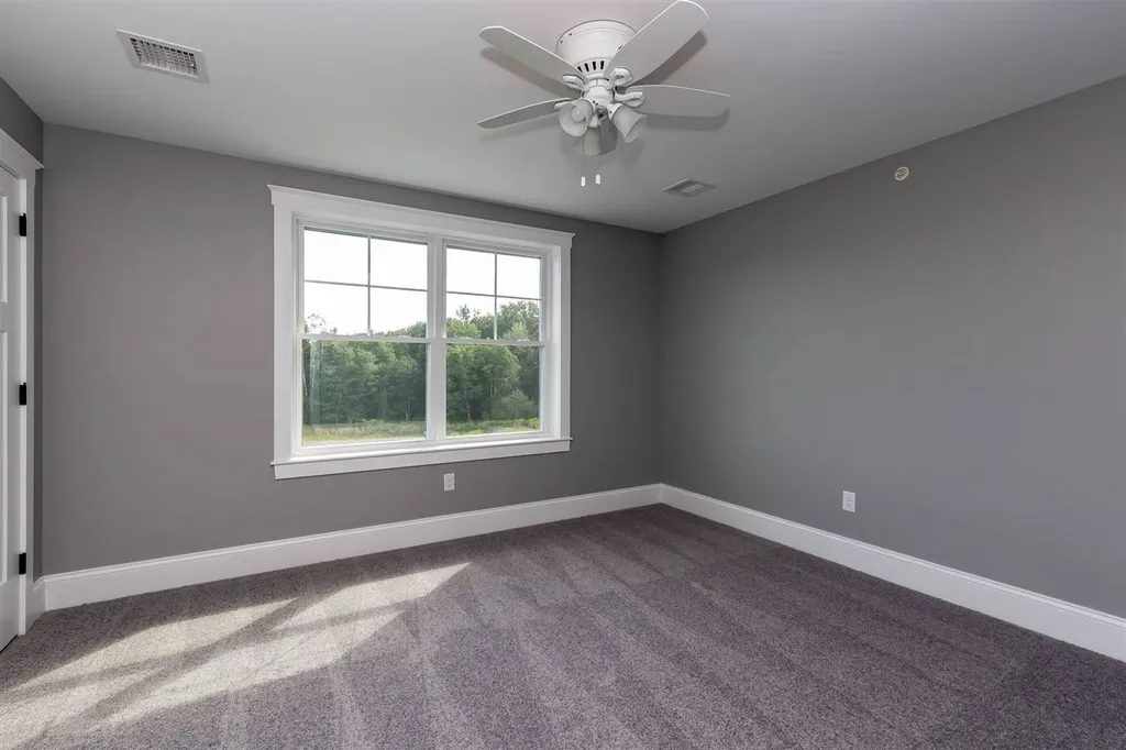 12 Whittaker Drive Stratham NH 03885