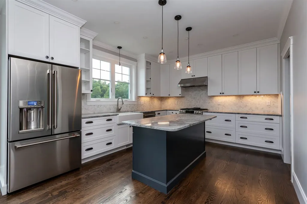 12 Whittaker Drive Stratham NH 03885