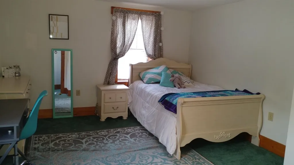 65 Washington Street Rochester NH 03867