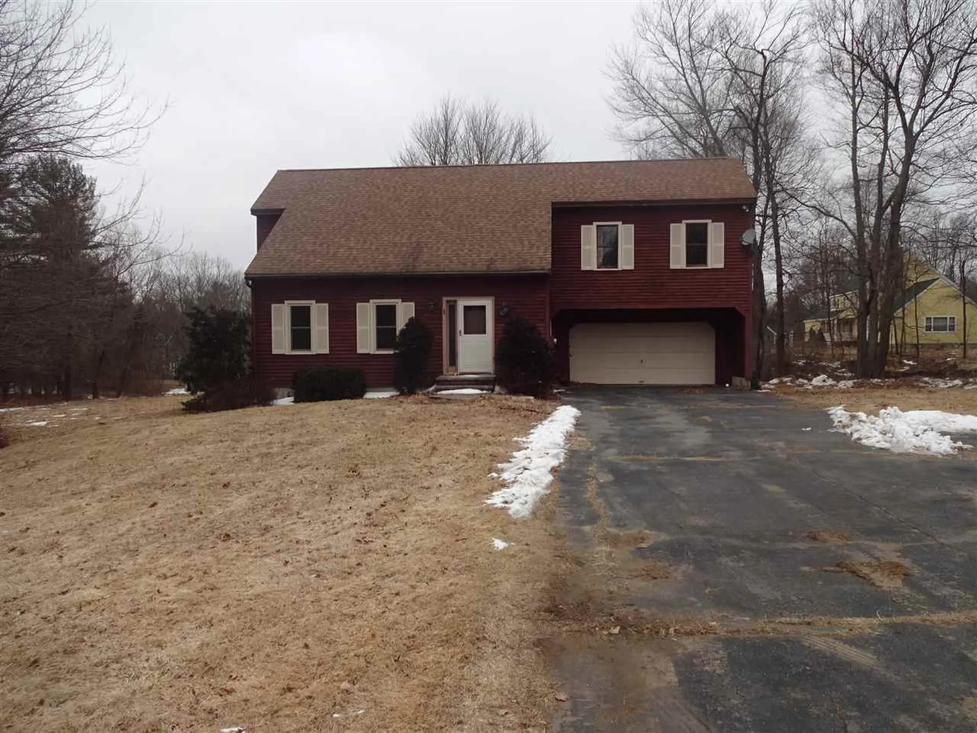 10 Meadowbrook Road Derry NH 03038