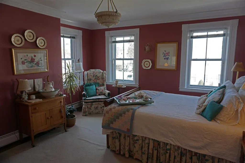 38 Middle Street Keene NH 03431