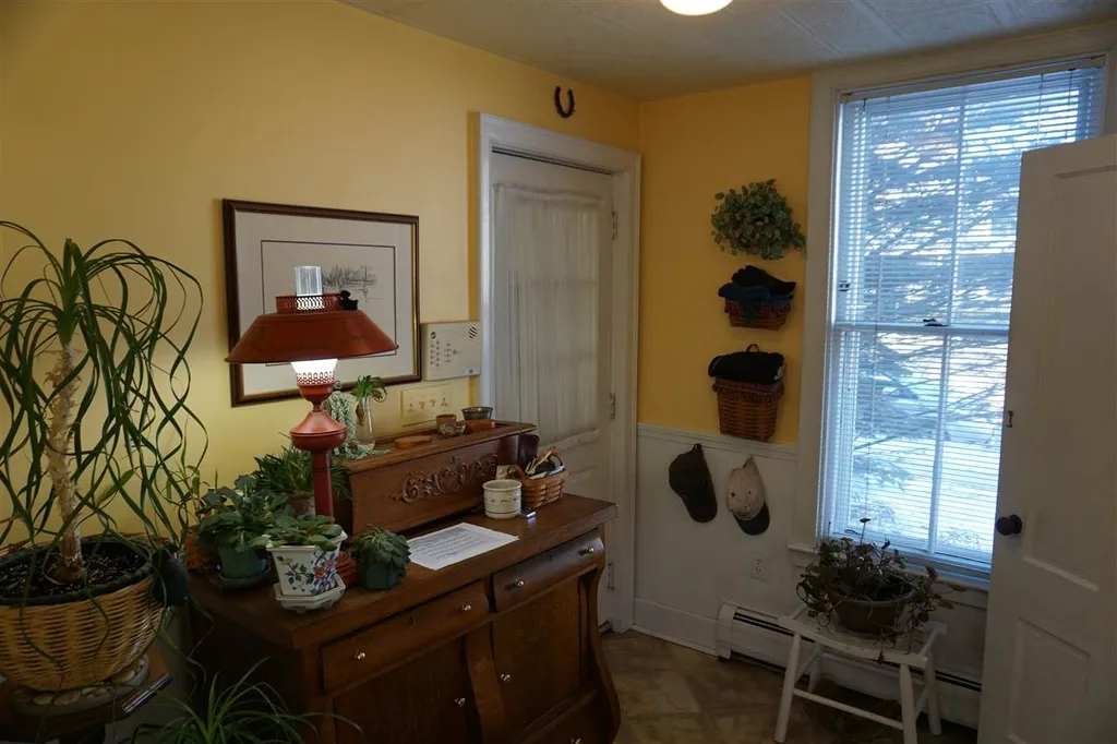 38 Middle Street Keene NH 03431
