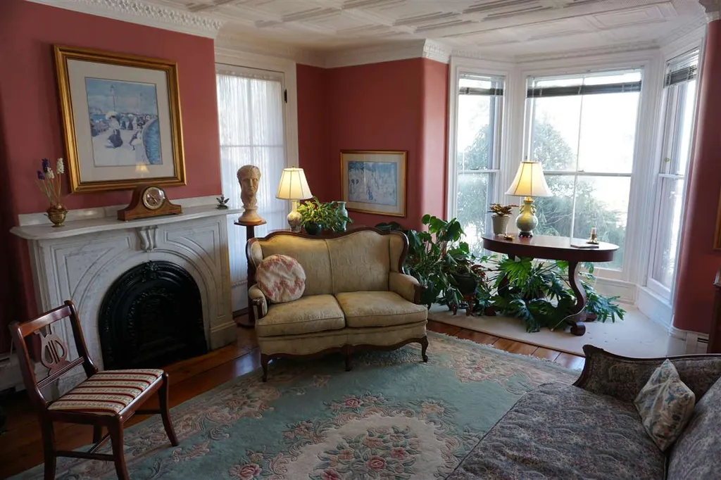 38 Middle Street Keene NH 03431