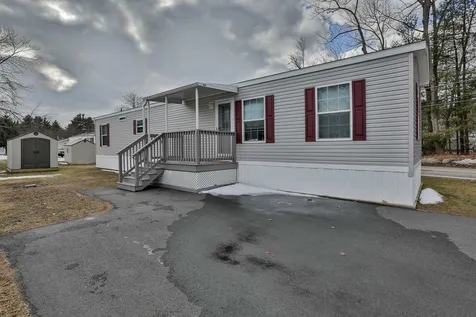39 Bell Drive Salem NH 03079