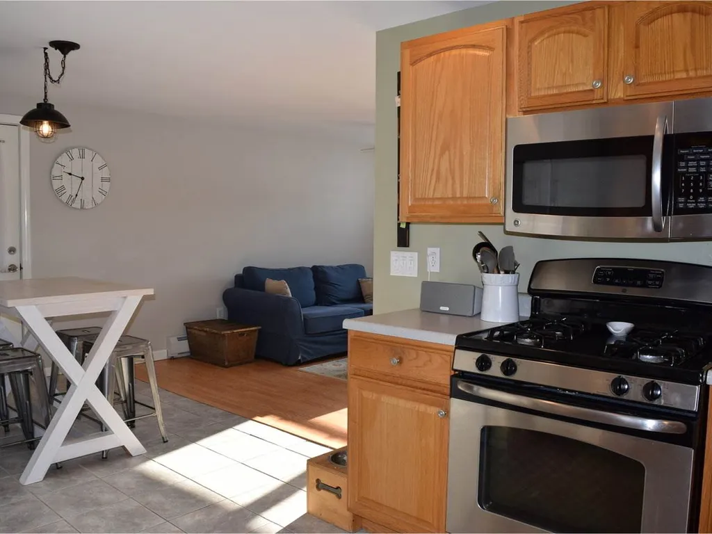 122 Jeffrey Drive Colchester VT 05446