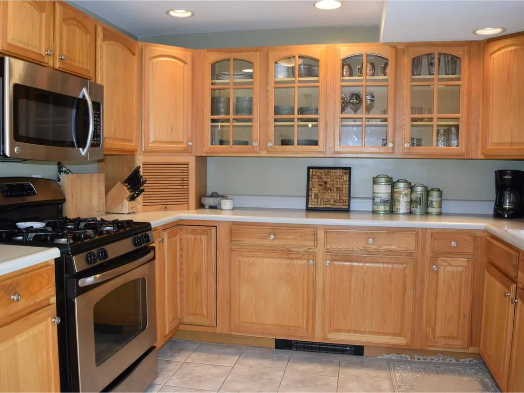 122 Jeffrey Drive Colchester VT 05446