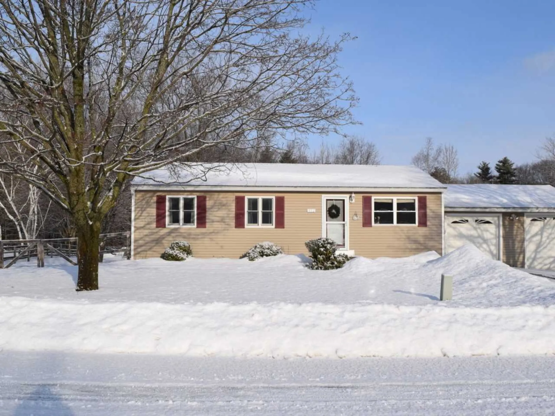 122 Jeffrey Drive Colchester VT 05446