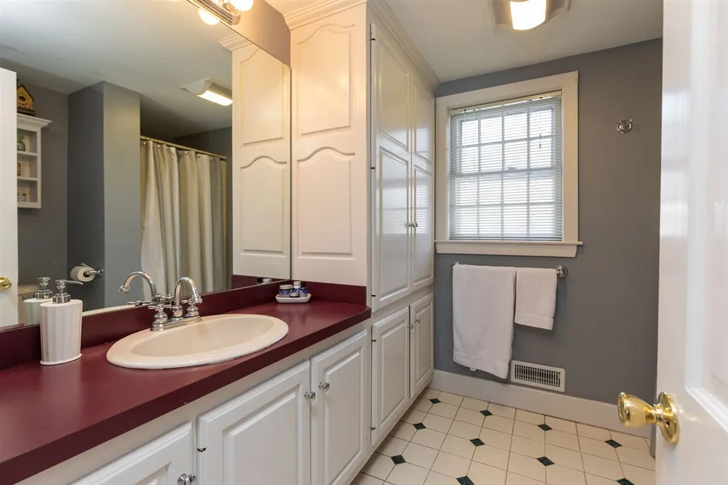 57 Lovell Road Stratham NH 03885