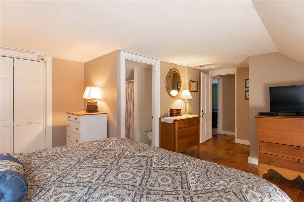57 Lovell Road Stratham NH 03885