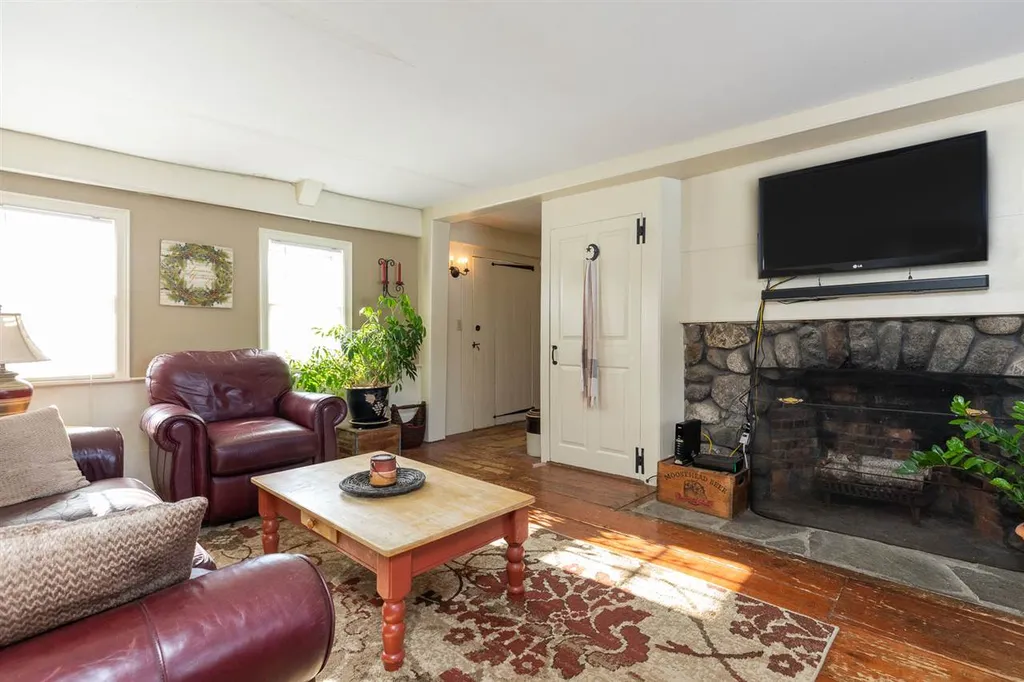 57 Lovell Road Stratham NH 03885