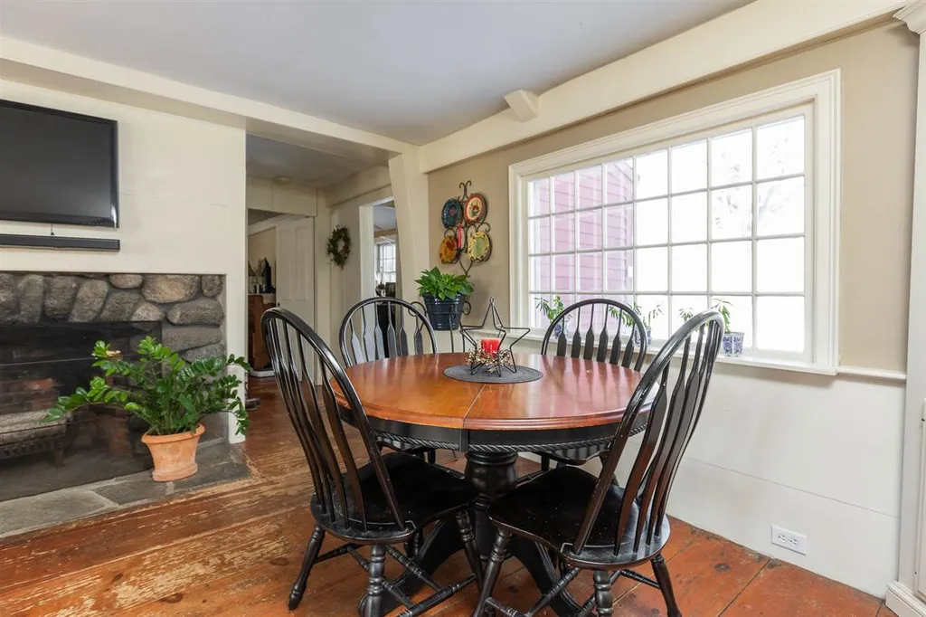 57 Lovell Road Stratham NH 03885